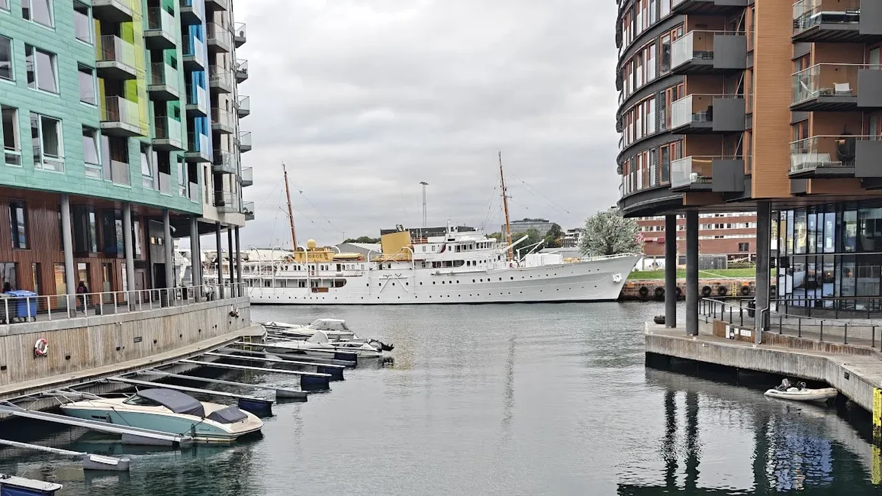 Photo of the Royal Yacht at Filipstad, taken from the bridge over the canal.